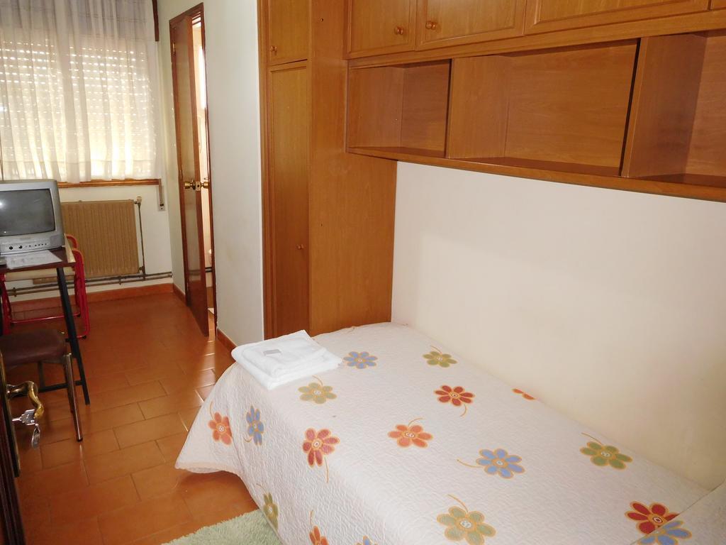 Pension Estrada Santiago de Compostela Bagian luar foto