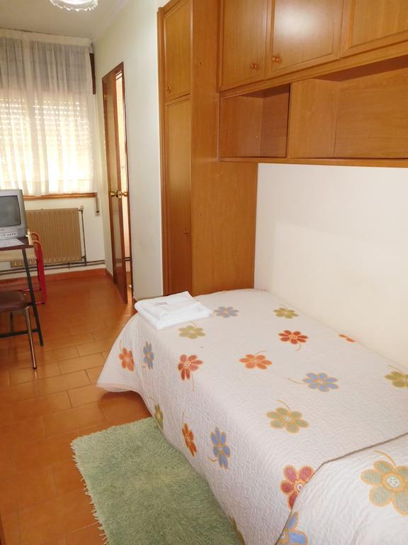 Pension Estrada Santiago de Compostela Bagian luar foto
