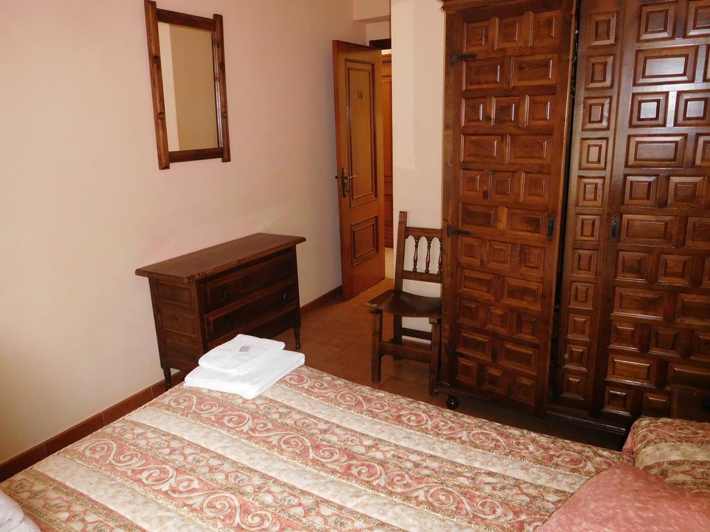 Pension Estrada Santiago de Compostela Bagian luar foto